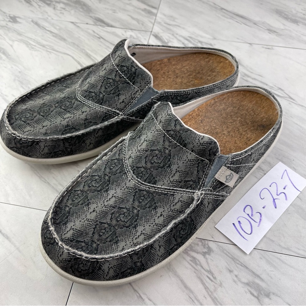 spenco womens 10 B slip on snake print canvas comfort loafers shoes